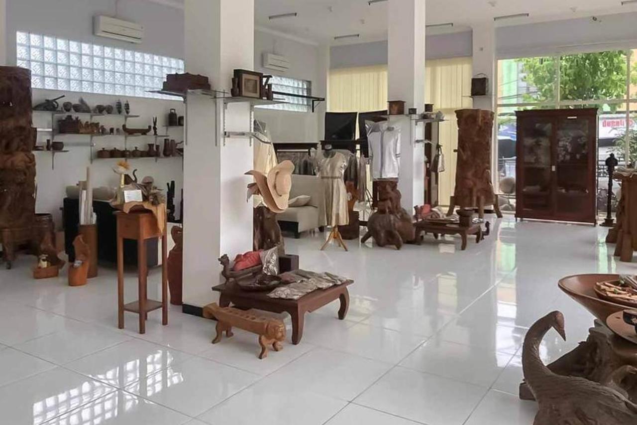Malang Hill Syariah Redpartner Hotel Exterior foto
