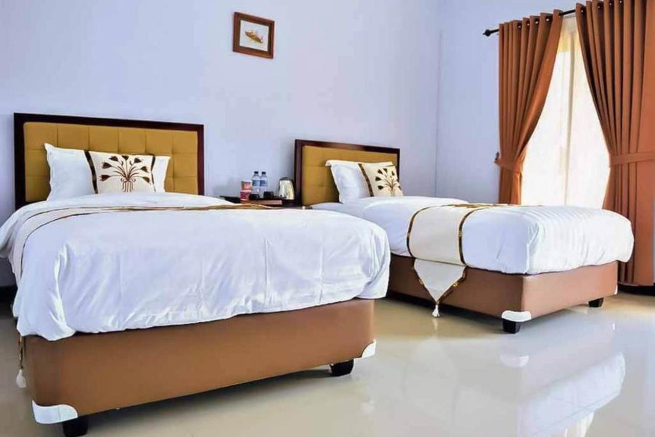 Malang Hill Syariah Redpartner Hotel Exterior foto