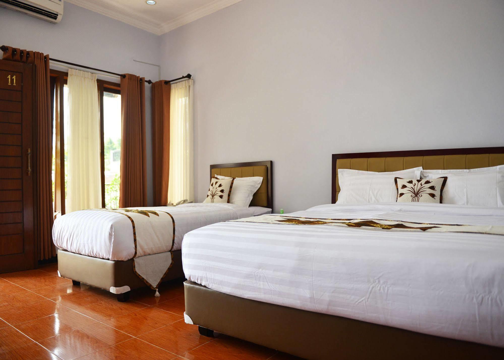 Malang Hill Syariah Redpartner Hotel Exterior foto